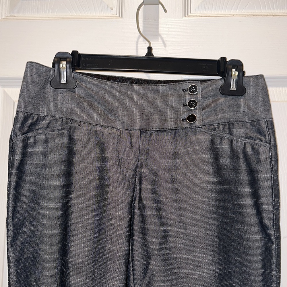 👙Maurices Women’s Low Waisted Gray Size 1/2 Dress Pants - Picture 2 of 4